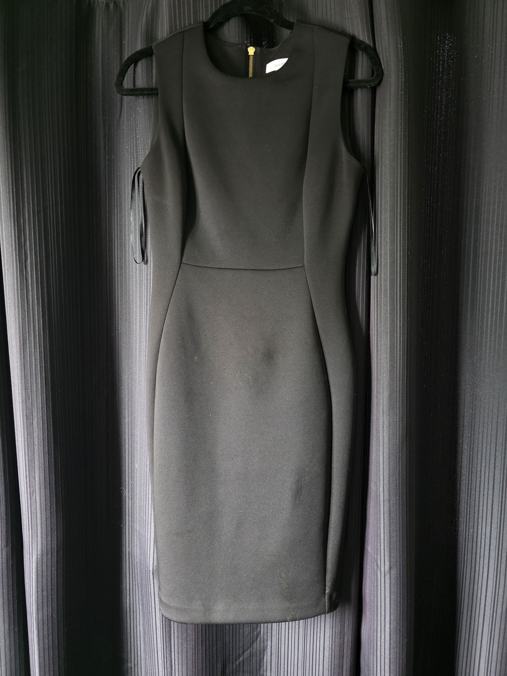 Calvin Klein Black Sleeveless Midi Sheath Dress